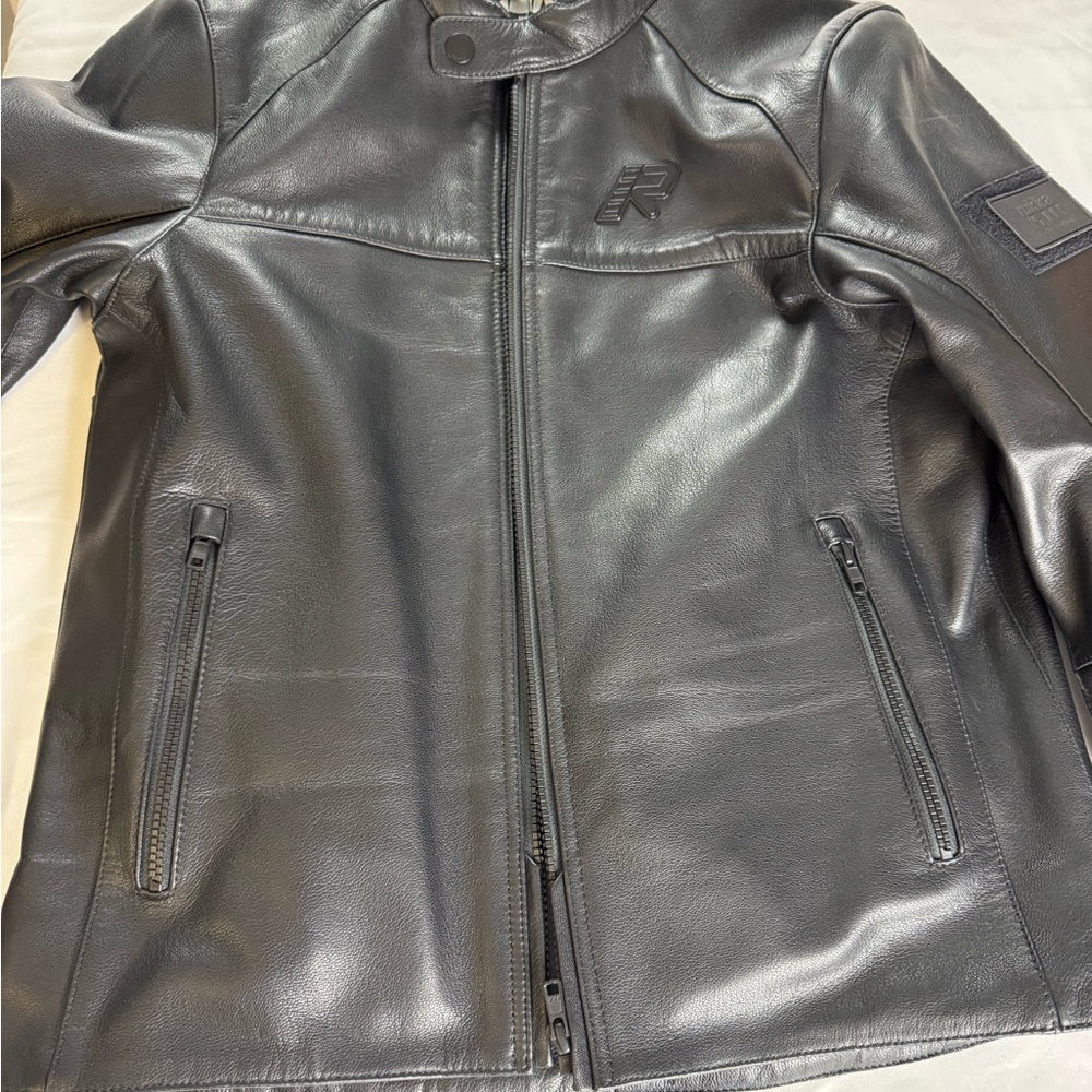 Black Leather biker Jacket with Zip Closure and Slim Fit